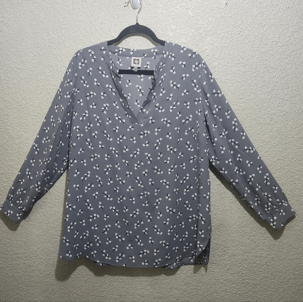 Ann Klein Gray White Floral Dot V-Neck Blouse Women’s Long Sleeve Top